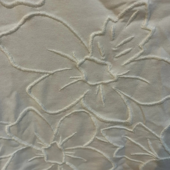 Chicos Women’s (L) White Floral Embroidered Puff Sleeve Stretchy Cotton Top - Picture 3 of 6